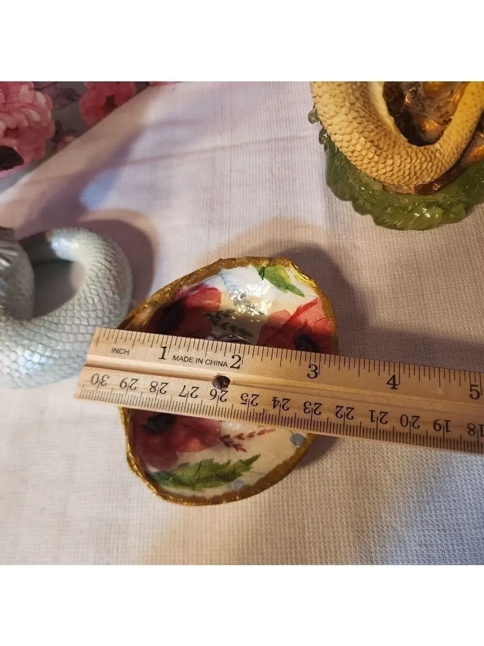 DECOUPAGE  PINK FLOWERS ON A CLAM SHELL